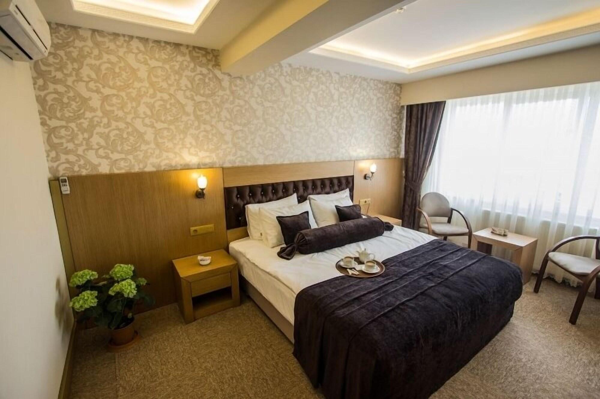 Soylu Hotel โบลู ภายนอก รูปภาพ