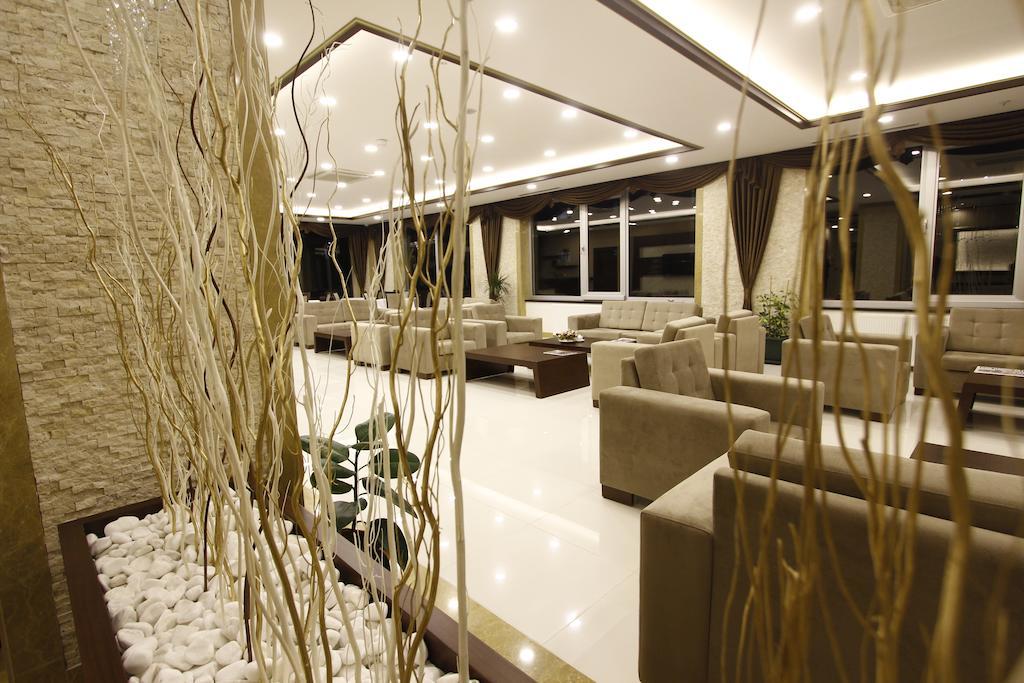 Soylu Hotel โบลู ภายนอก รูปภาพ