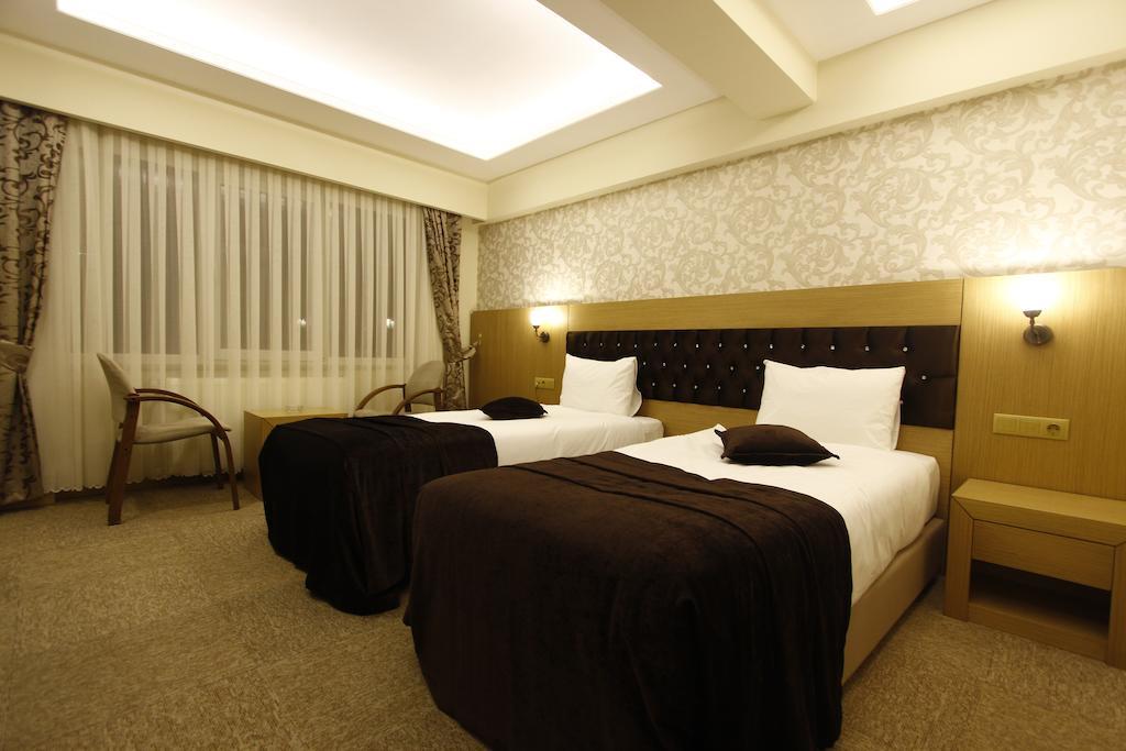 Soylu Hotel โบลู ภายนอก รูปภาพ
